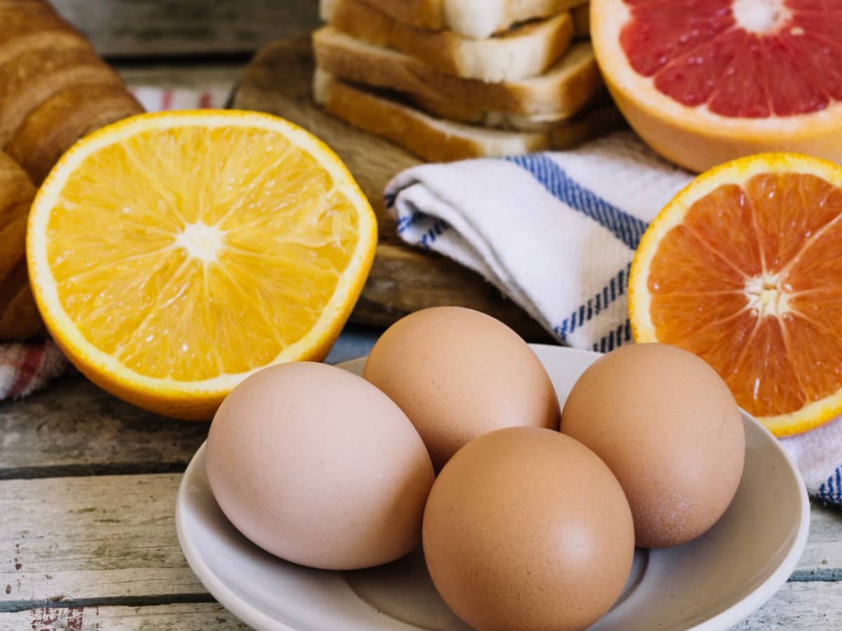Bagaimana Cara Konsumsi Vitamin C yang Tepat?
