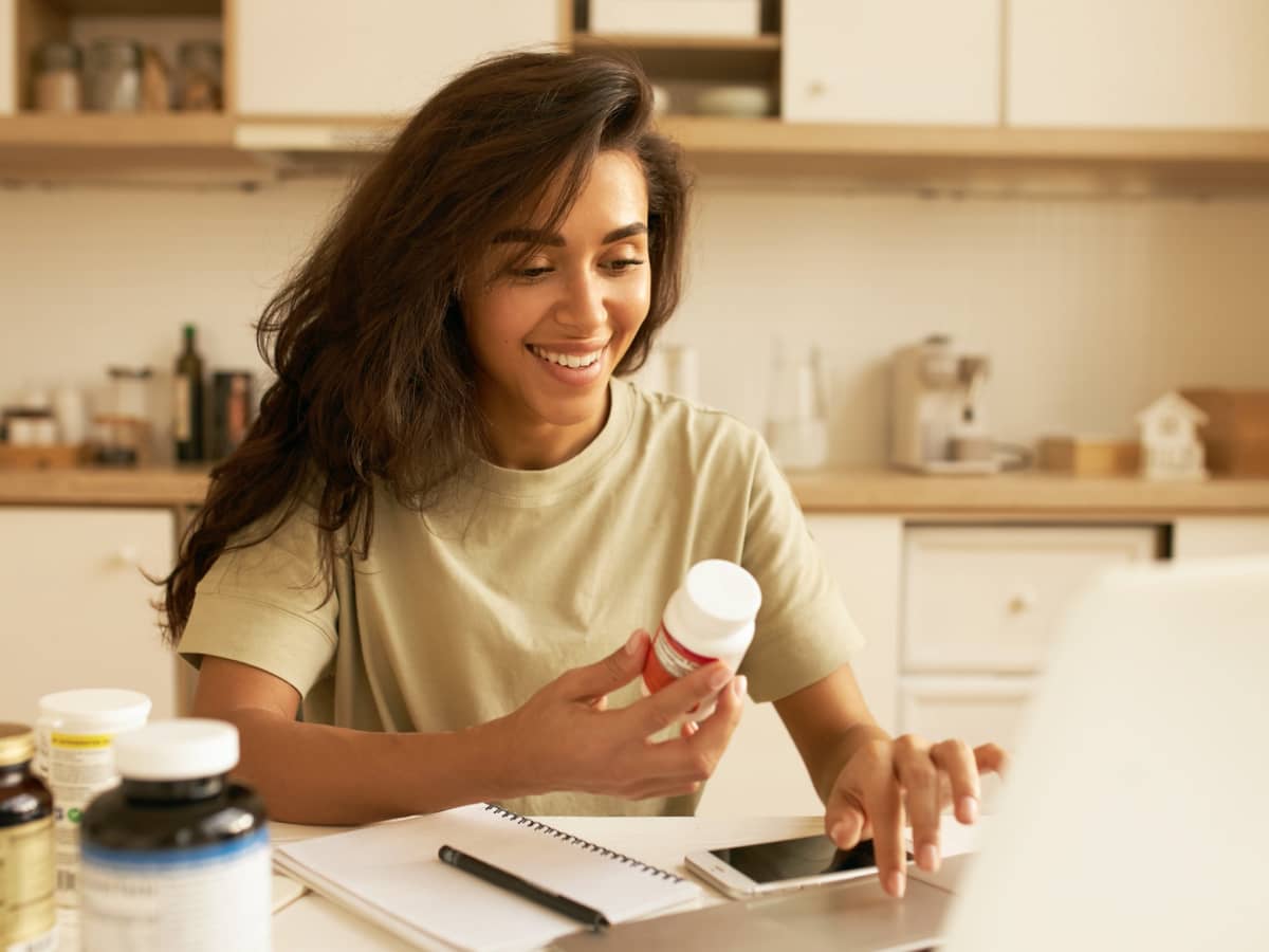 Aturan Minum Vitamin D3 1000 IU yang Tepat